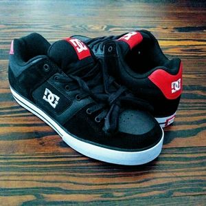 DC Pure mens size 10 and 11 available *BRAND NEW*